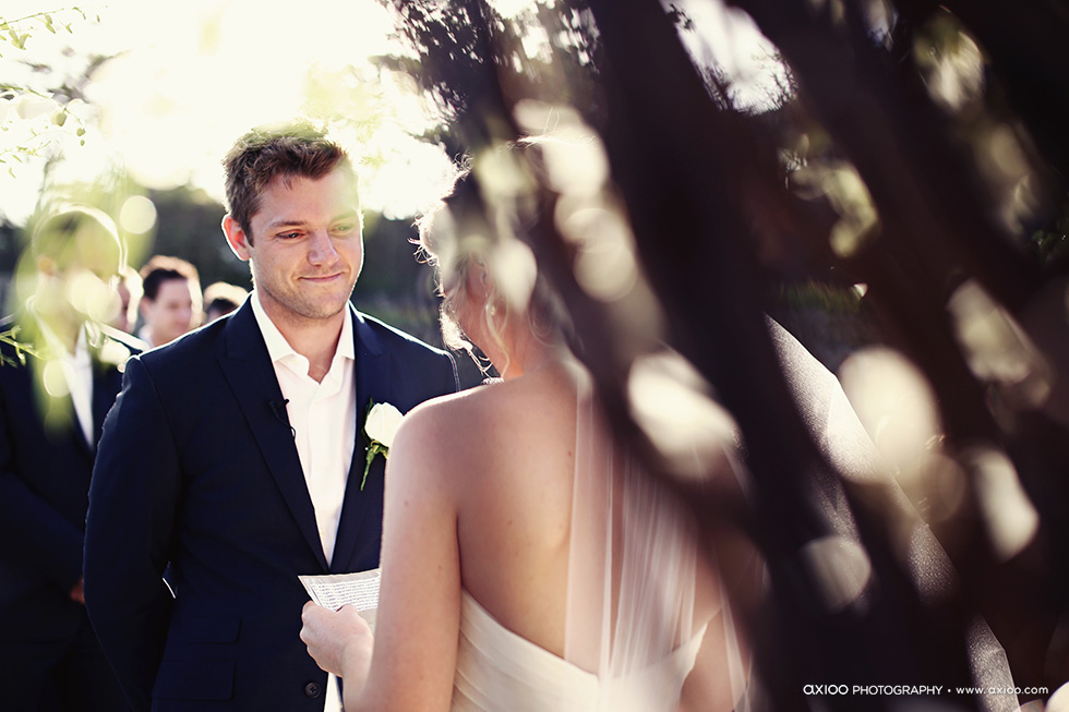 Axioo: Layers of Intricate Intimacies